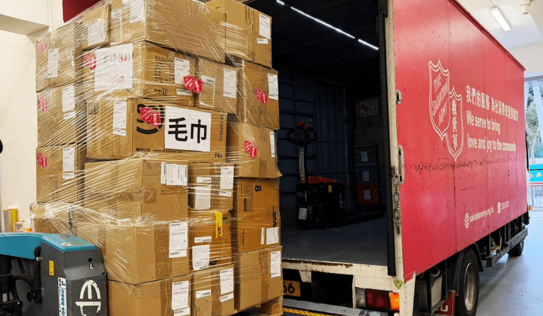 Prestando uma resposta urgente às vítimas do incêndio em Hong Kong